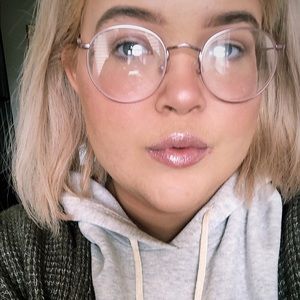 Meet your Posher, Alana